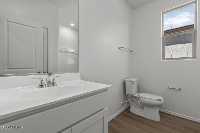 KBPHX_MIR_VentannadeEstrellas-Lot223_770