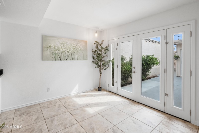 3928 N Granite Reef Rd-22