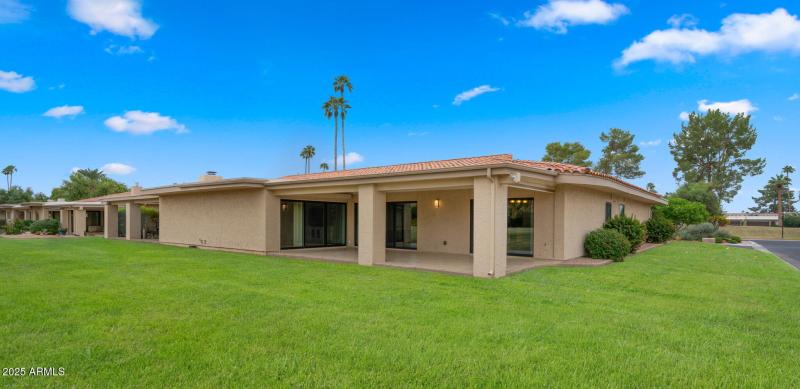 44-web-or-mls-Backyard4