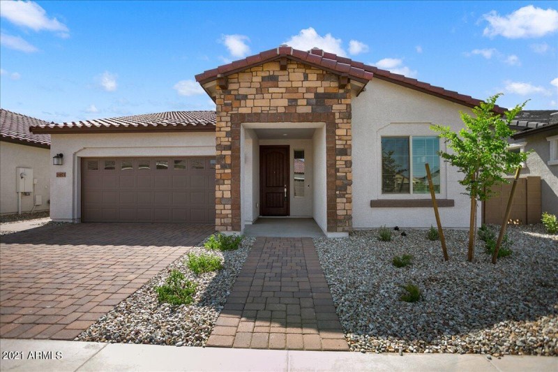 04-24973 North 172nd Drive 4