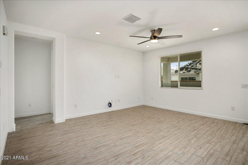 13-24973 North 172nd Drive 13