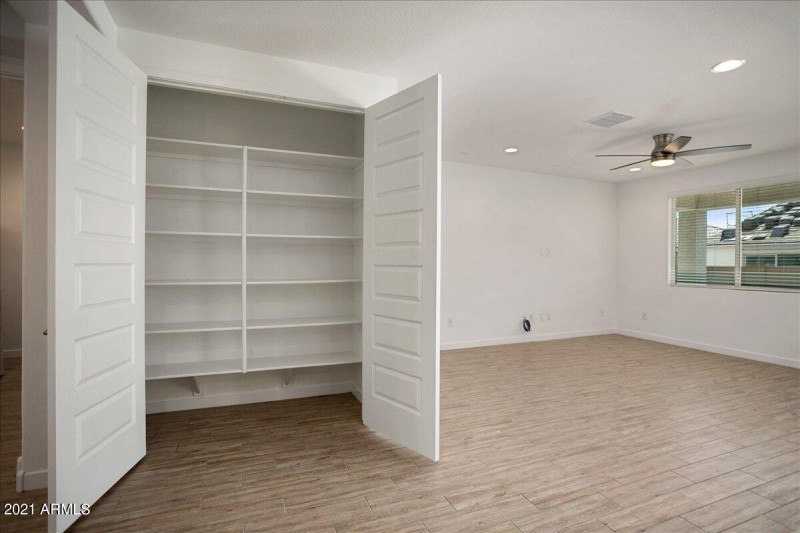 14-24973 North 172nd Drive 14