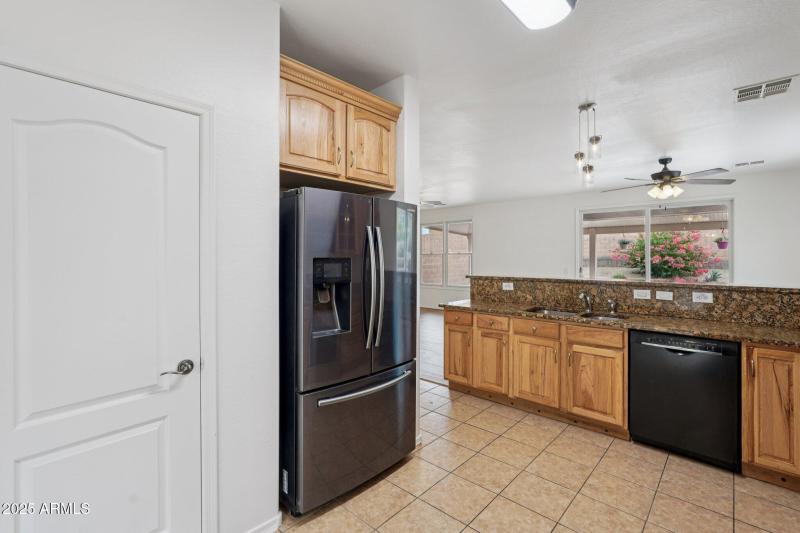 14-web-or-mls-N 292nd Ln-S1110-014