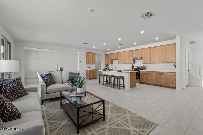 KBPHX_MIR_DesertOasis-Lot142_8724-1200