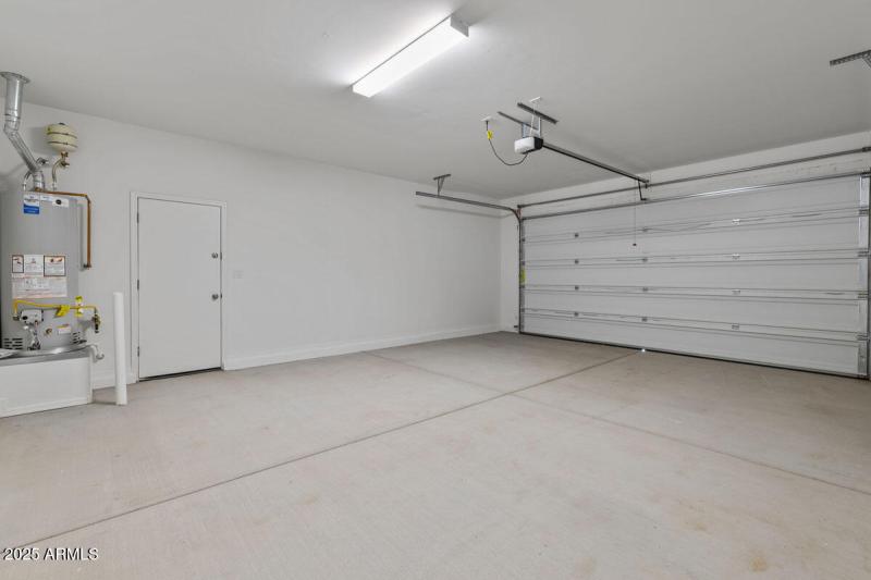 KBPHX_MIR_DesertOasis-Lot142_8877-1200