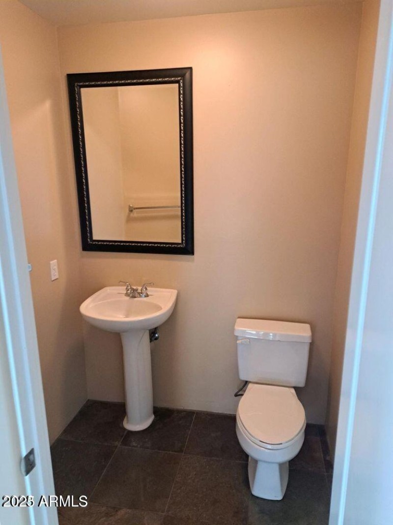 20230823190156246823000000-o