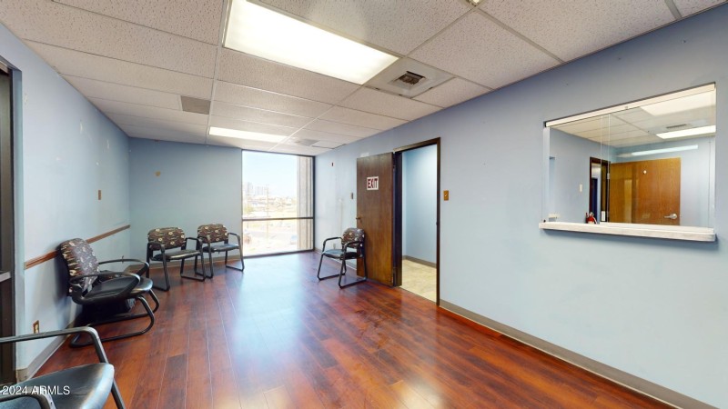 Medical-Building-Suite-305-04142024_1135