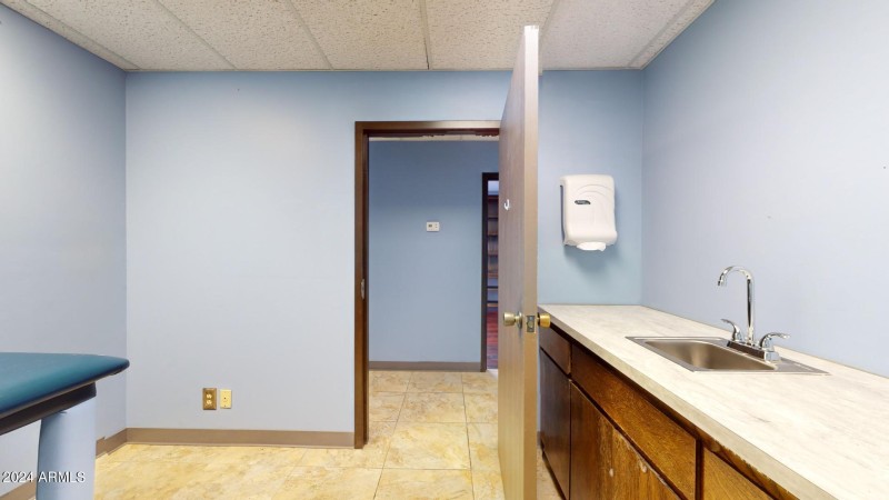 Medical-Building-Suite-305-04142024_1142