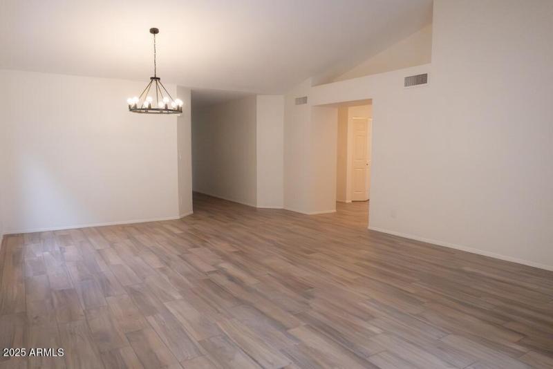 IMG_9359-Enhanced-NR