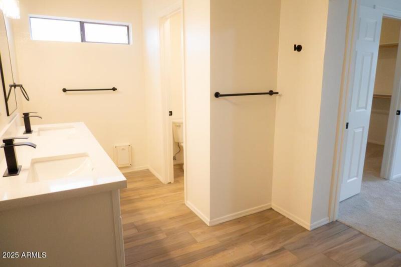 IMG_9393-Enhanced-NR