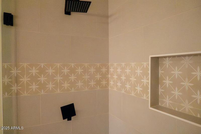 IMG_9395-Enhanced-NR