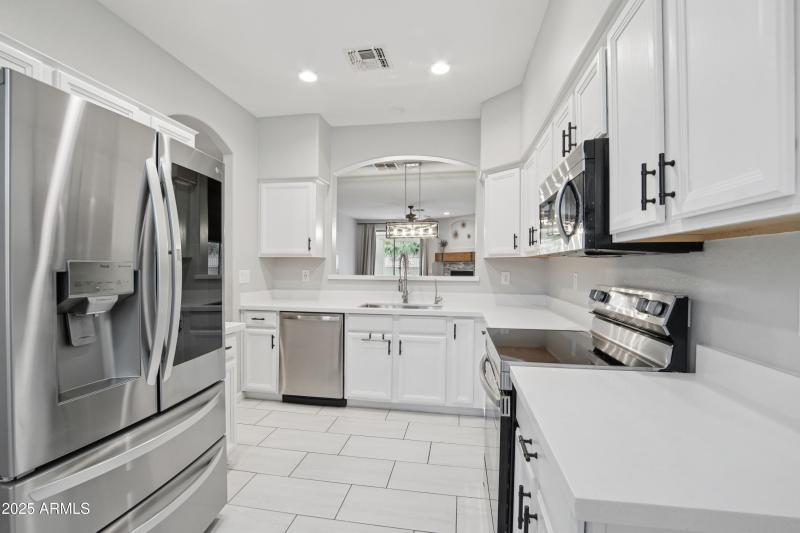 14-print-W Cardinal Dr-S1110-011