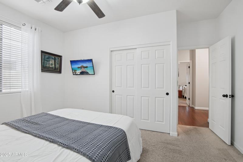 23-print-W Cardinal Dr-S1110-020