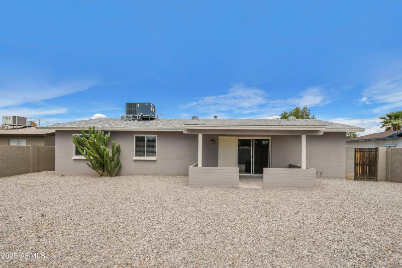 1022674.1101 W Campo Bello Drive - Rear