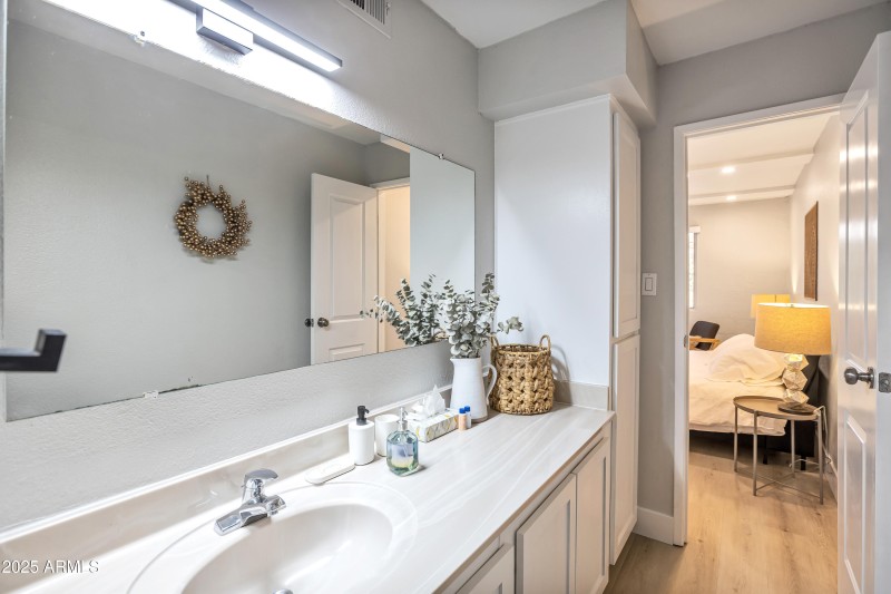 E692D228-9CFA-45FB-B32A-AE20866A6F0B