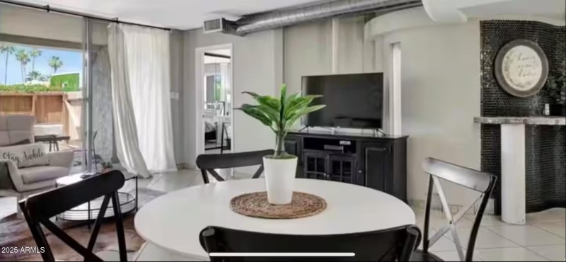 Screen Shot 2025-10-13 at 18.00.05