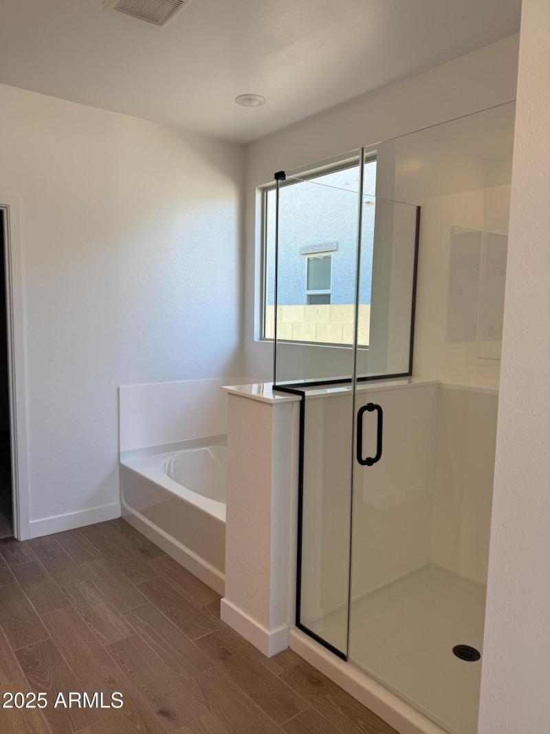 BR45 Lot 238 PR Bath