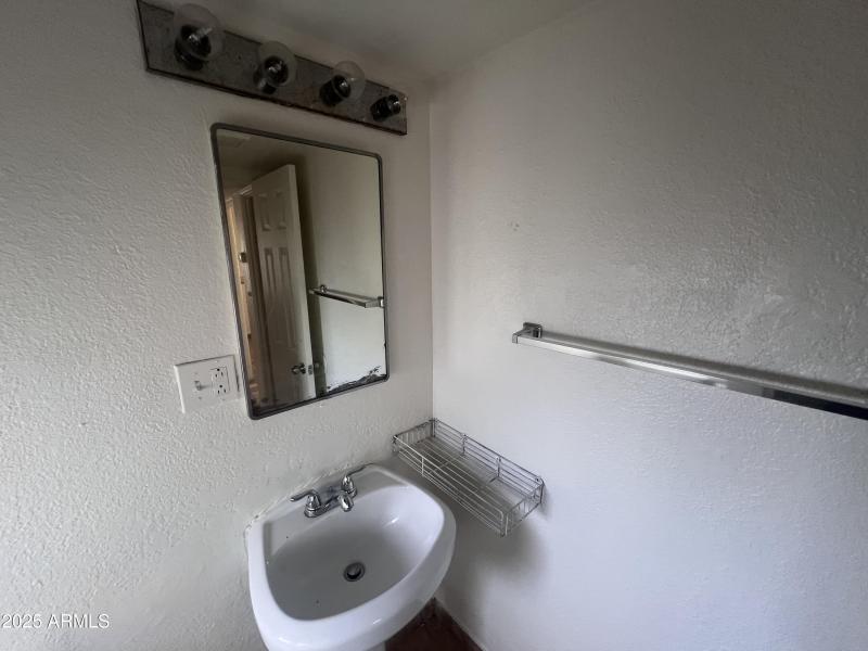 Photo Oct 11 2025, 15 42 44