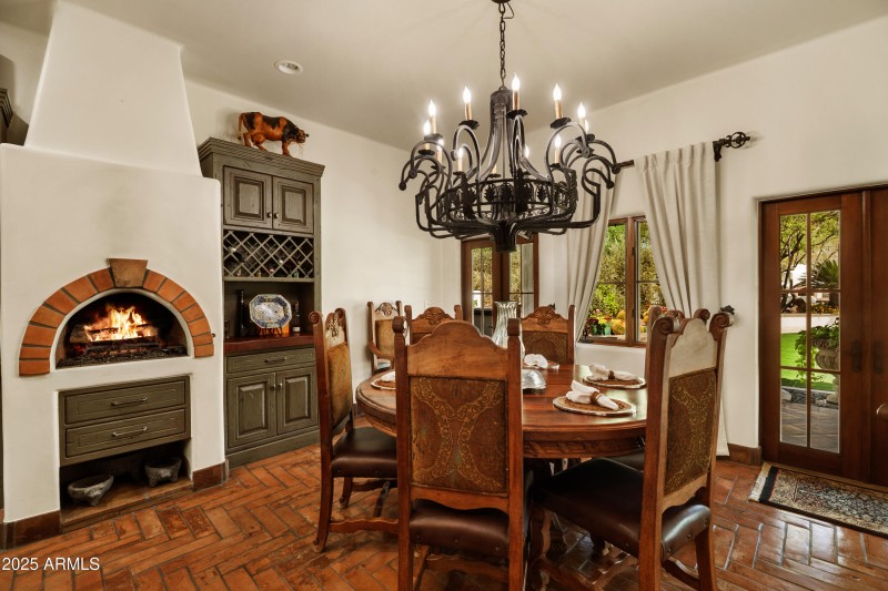 FIREPLACE IN KITCHEN