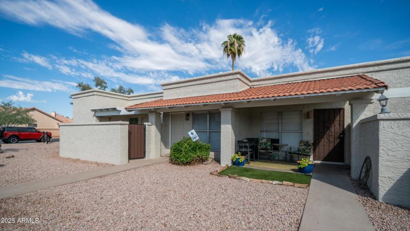 765 N Arrowhead Exterior Photos-5