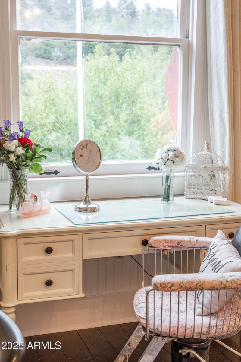 45-web-or-mls-2516-willow-creek-rd