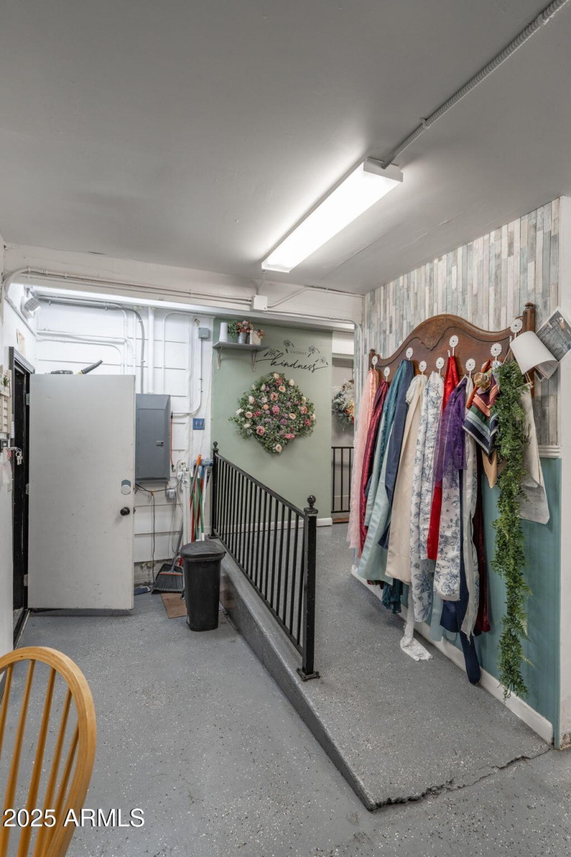 104-web-or-mls-2516-willow-creek-rd