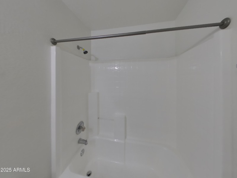 12_pc_8LDp9iRYVJ_efCC8AYg2g_layout_0