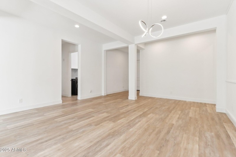 10-web-or-mls-N 34th St-S1410-010 - Copy