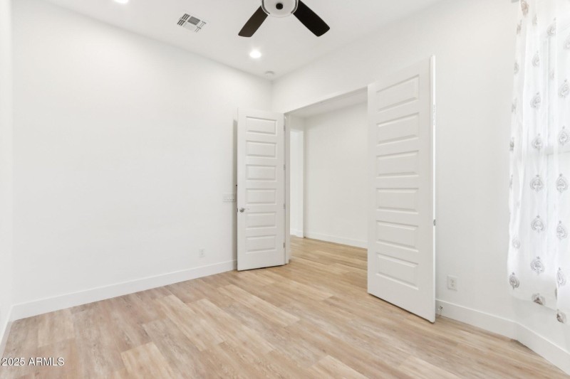 23-web-or-mls-N 34th St-S1410-023 - Copy