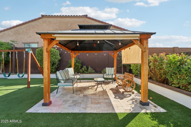 43-web-or-mls-N 34th St-S1410-043