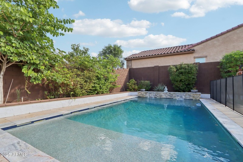 45-web-or-mls-N 34th St-S1410-045