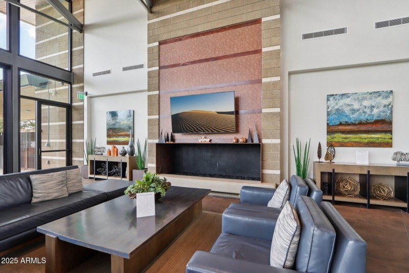 65-web-or-mls-N 34th St-1410-904