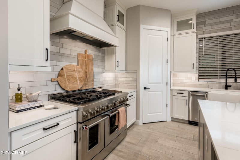 6615 E Libby St - Web-16