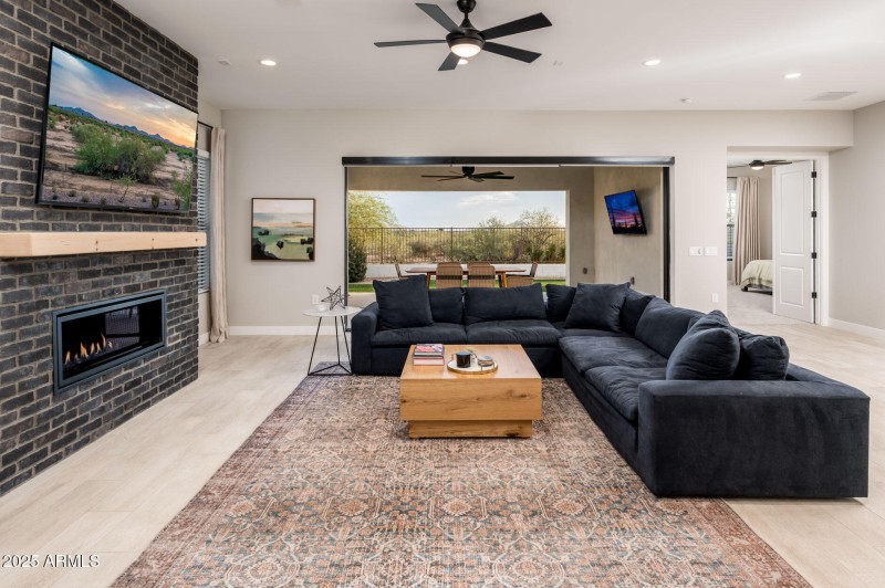 6615 E Libby St - Web-27