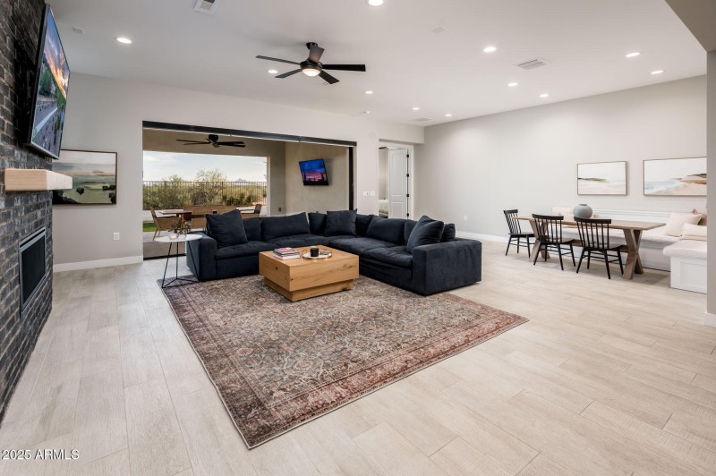 6615 E Libby St - Web-28