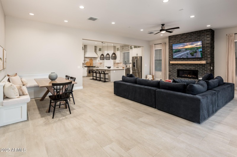 6615 E Libby St - Web-32