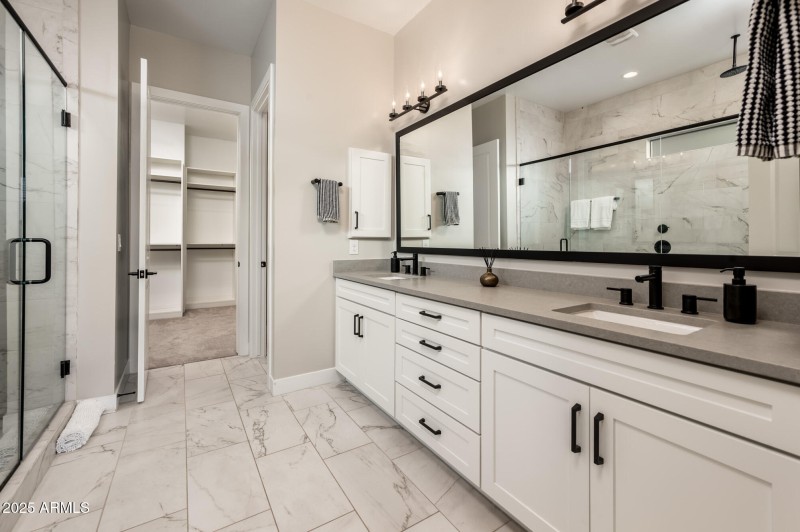 6615 E Libby St - Web-38