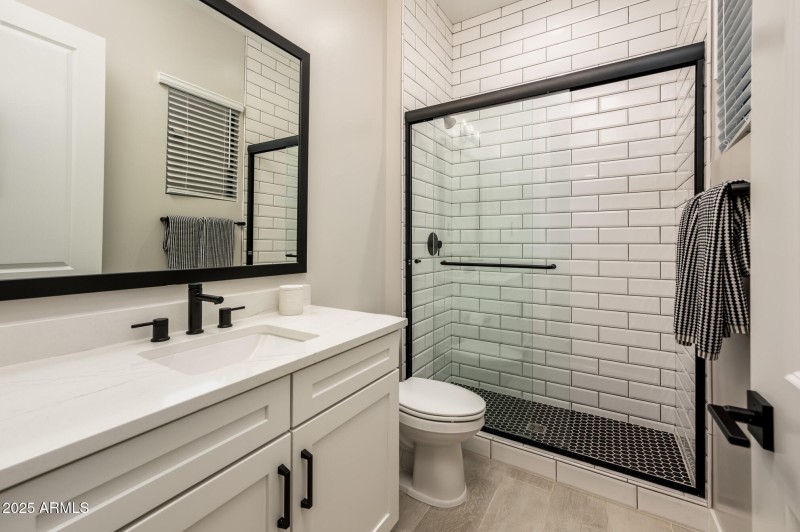 6615 E Libby St - Web-46