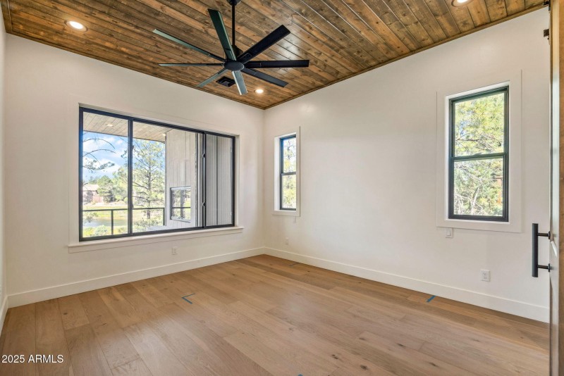 2nd Main Level Suite