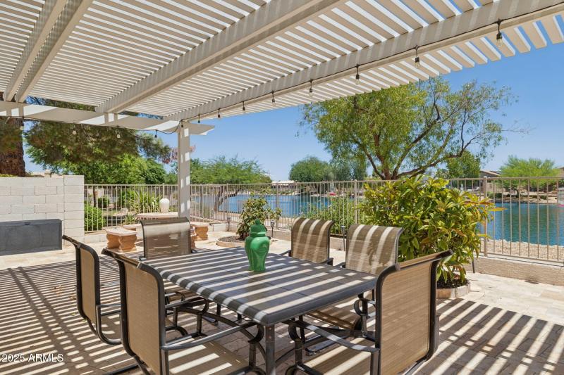 46-web-or-mls-19927-n-108th-ln