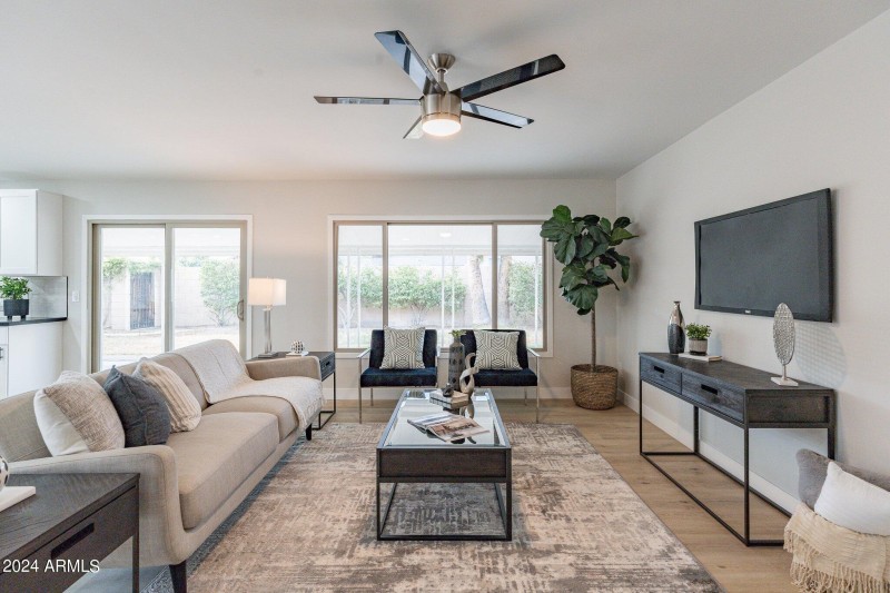 22-web-or-mls-Jolla-HD-22