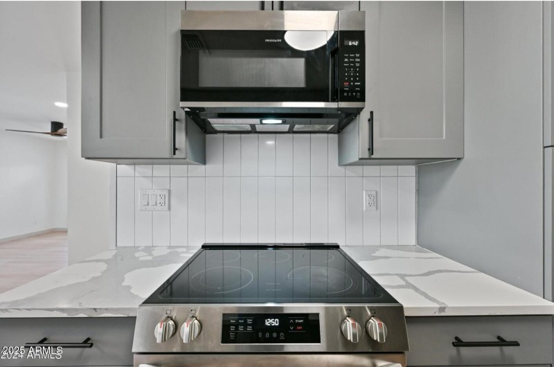 Screenshot 2025-10-14 130359