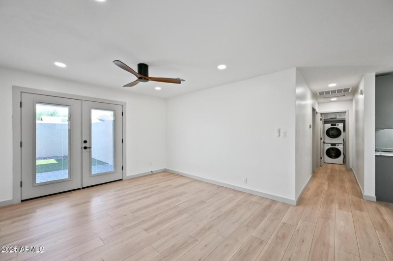 Screenshot 2025-10-14 130324