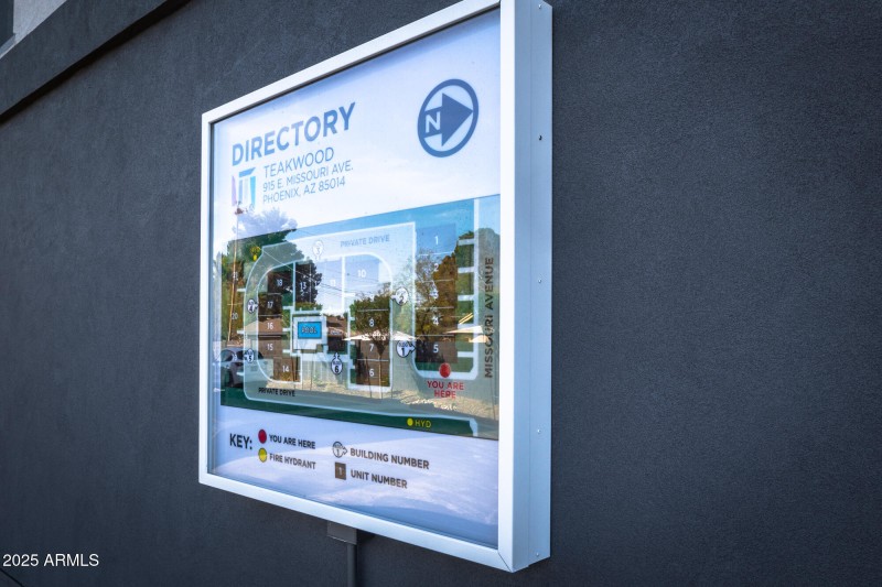 915 E Missouri Ave -15