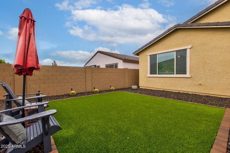 Plenty of room to play or relax