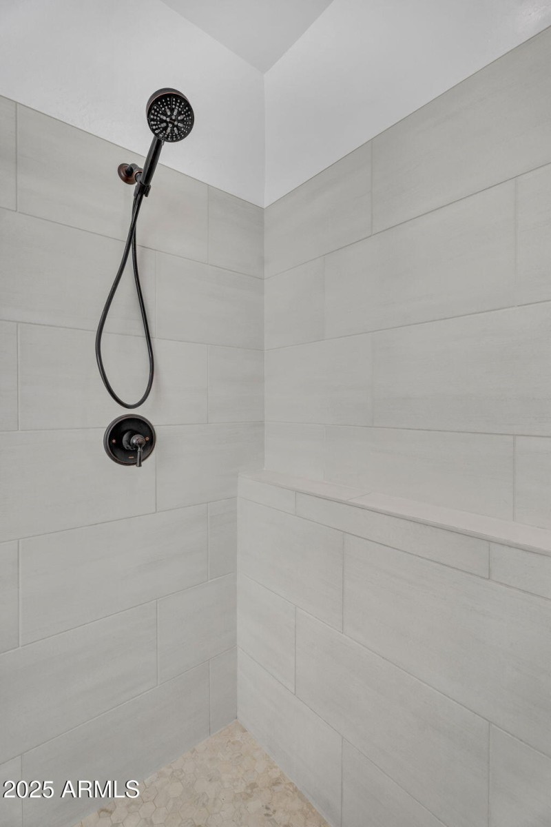 26-web-or-mls-Raleigh-31