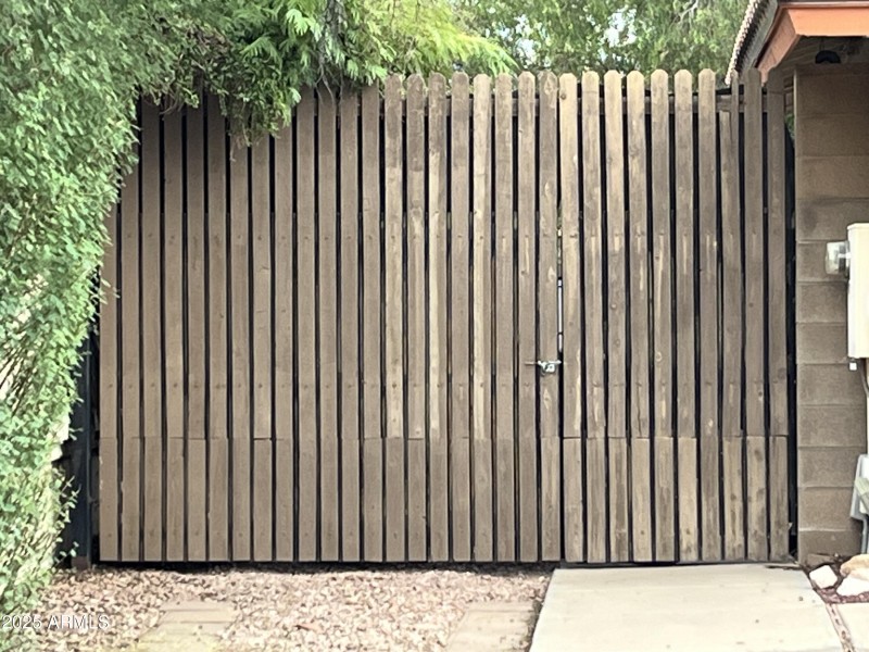 extra tall RV gate, 11'4"wide