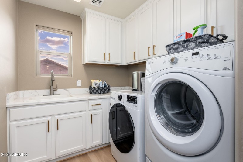 1759 W Desperado Way - 26