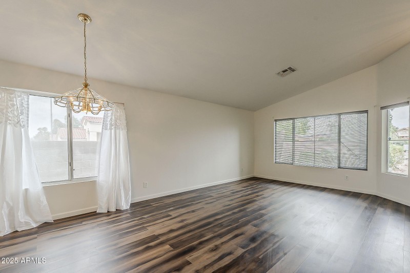 8-web-or-mls-Topeka-8