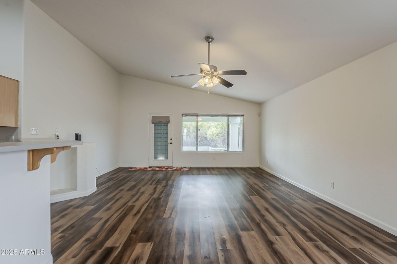 14-web-or-mls-Topeka-14